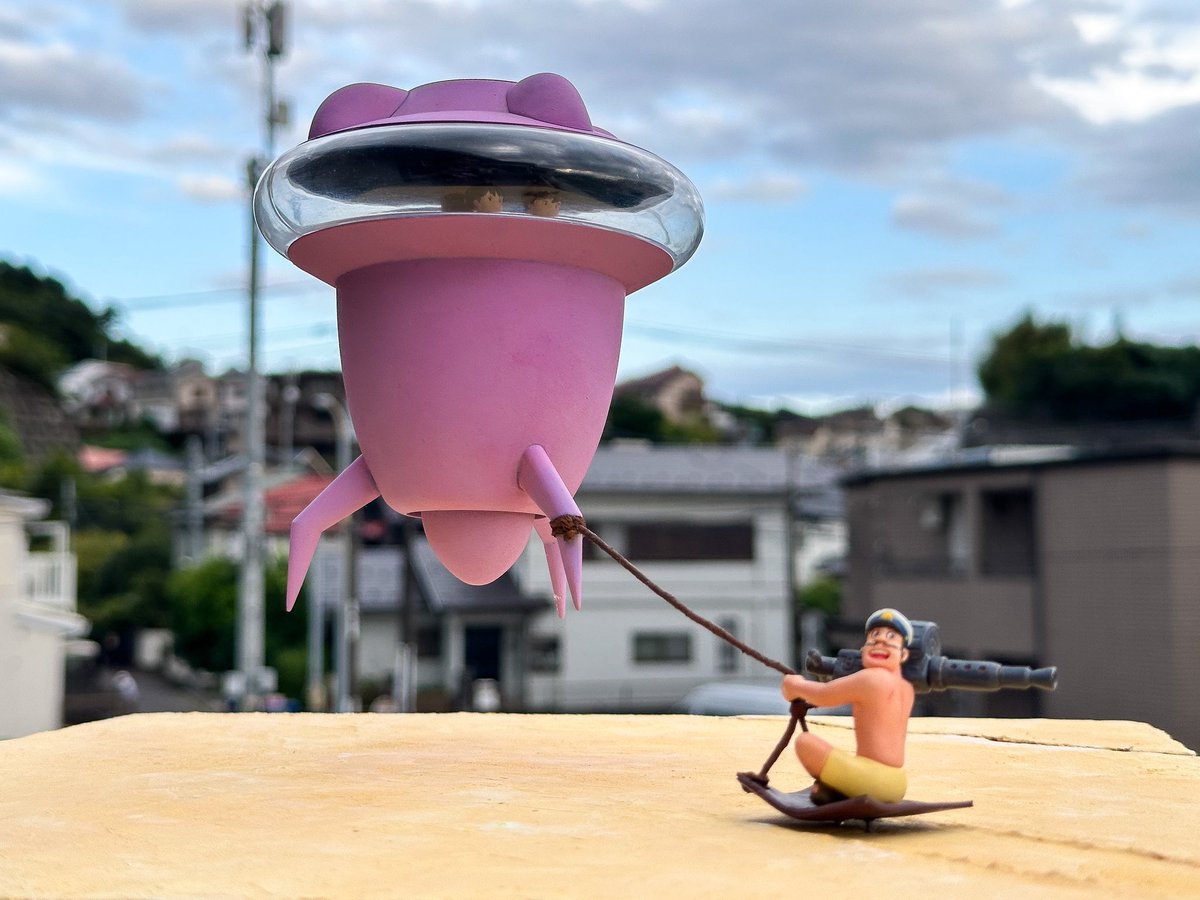 みんなのアオシマ見せて 反重力エンジンで宙に浮かぶプラモデル 未来