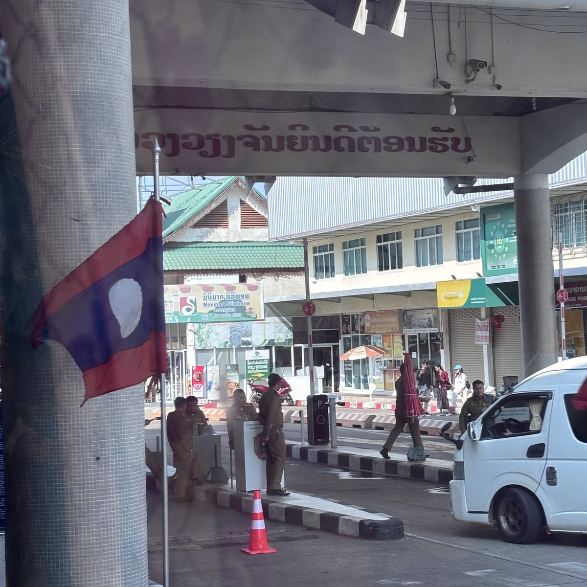 คนอื่นไปหาเจมโฟ้ดขอนแก่น อิชั้น… 
ฝากเลี้ยงเจมโฟ้ดด้วยงับบ