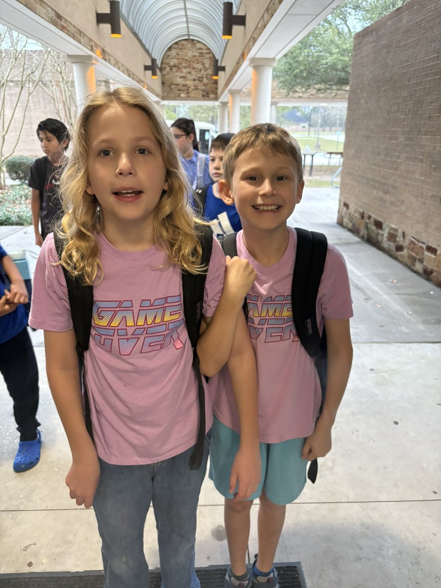 Tammi Davis tweet media