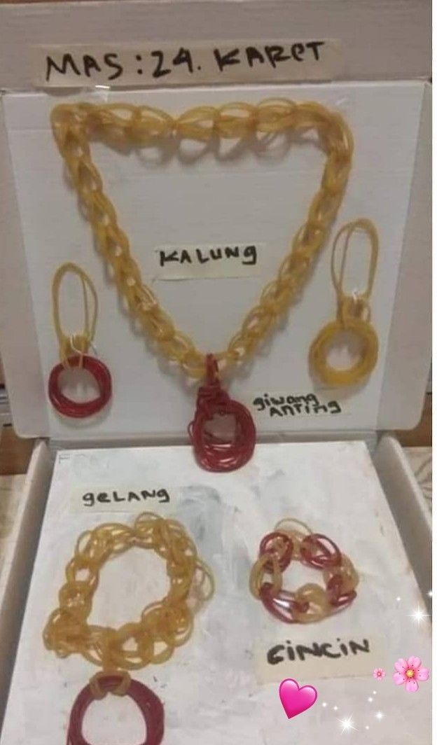 ottroutto's tweet image. @LEES2EO happy birthday anak cantik.. Semoga yang semogi tersemogakan ya cantik