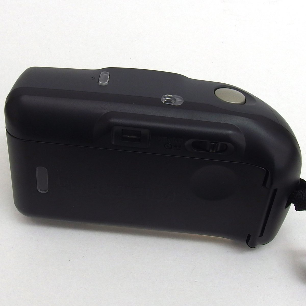 champcamera's tweet photo. 中古 #FUJIFILM #SMARTSHOT Motor ¥3,800
By #みすずが丘
初心者でも手軽にフィルム撮影出来るフィルムコンパクト。
フィルムの装填はドロップイン方式、ピント合わせ不要のフォーカスフリーとシャッターを押すだけの簡単操作でお使い頂けます。(元箱、説明書付)
#フィルムカメラ
https://t.co/xWyRxXnCSV