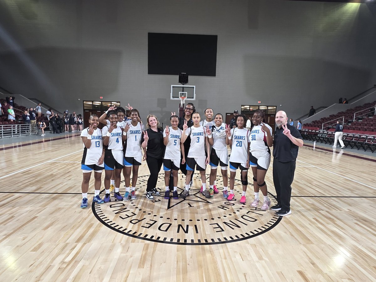 ShadowCreekHS's tweet photo. Lady Sharks Advance!! On to Round 3!! @ShadowCreekGBB @AlvinISD @AlvinISDAth https://t.co/p8ToC5IG84