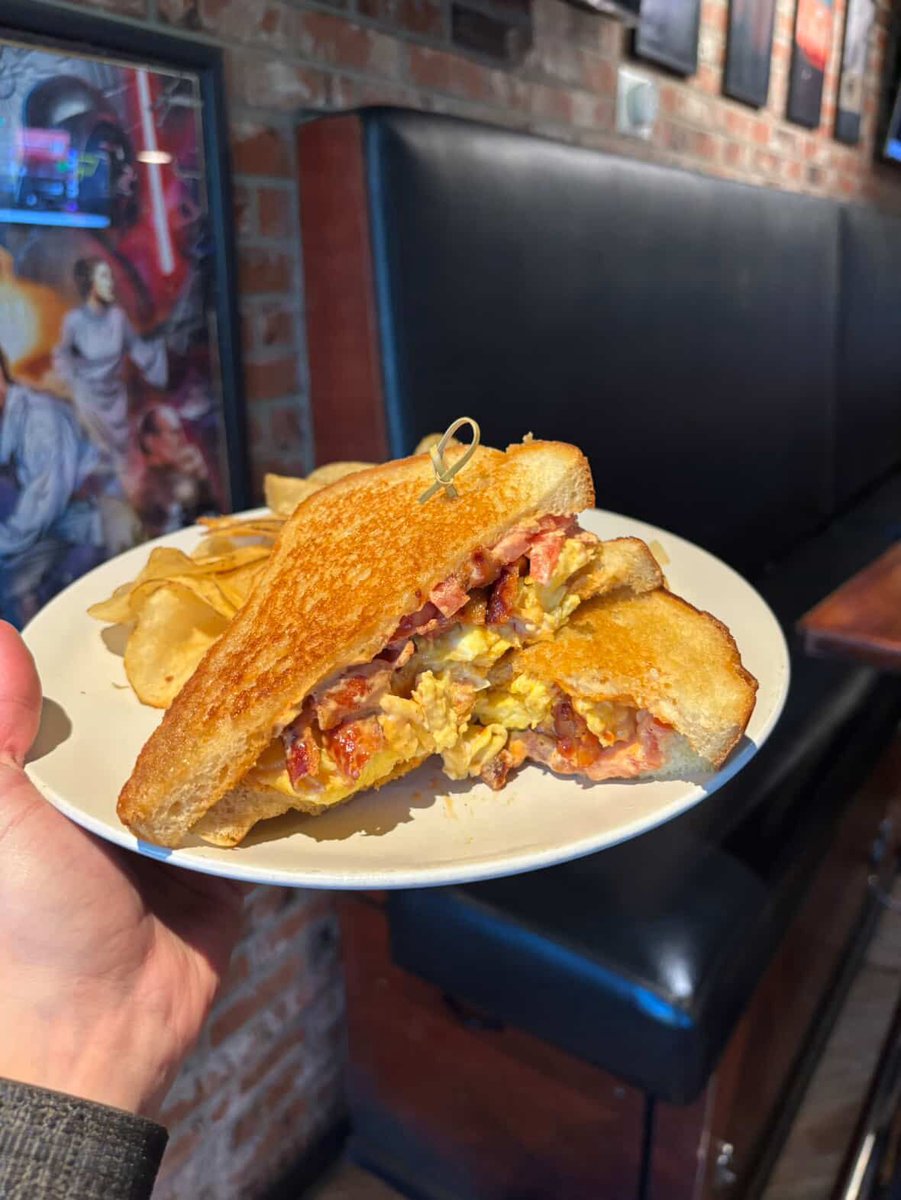 Guildhall Bar tweet media