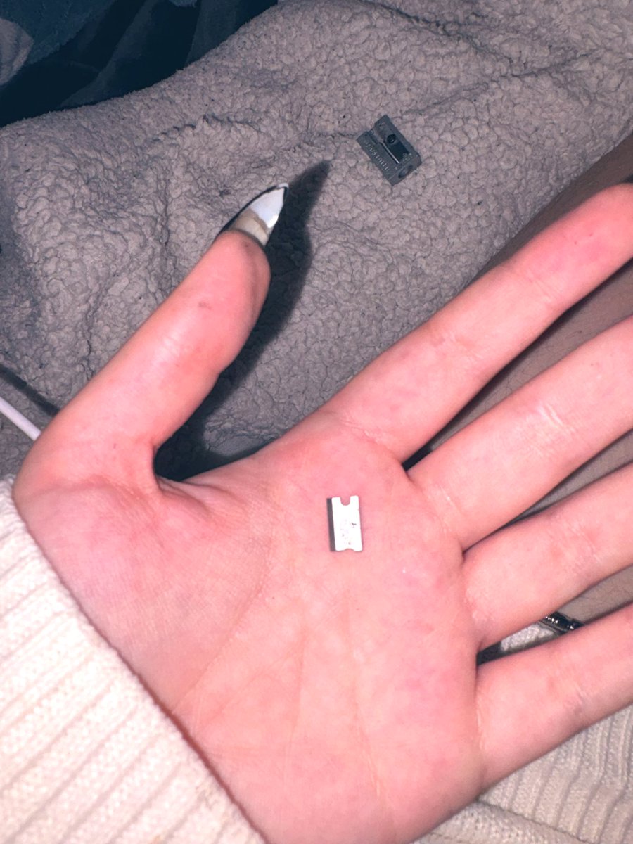 ʜᴜɴ!🐝( ´ཀ` ) ʜᴇ/ʜɪᴍ tweet media