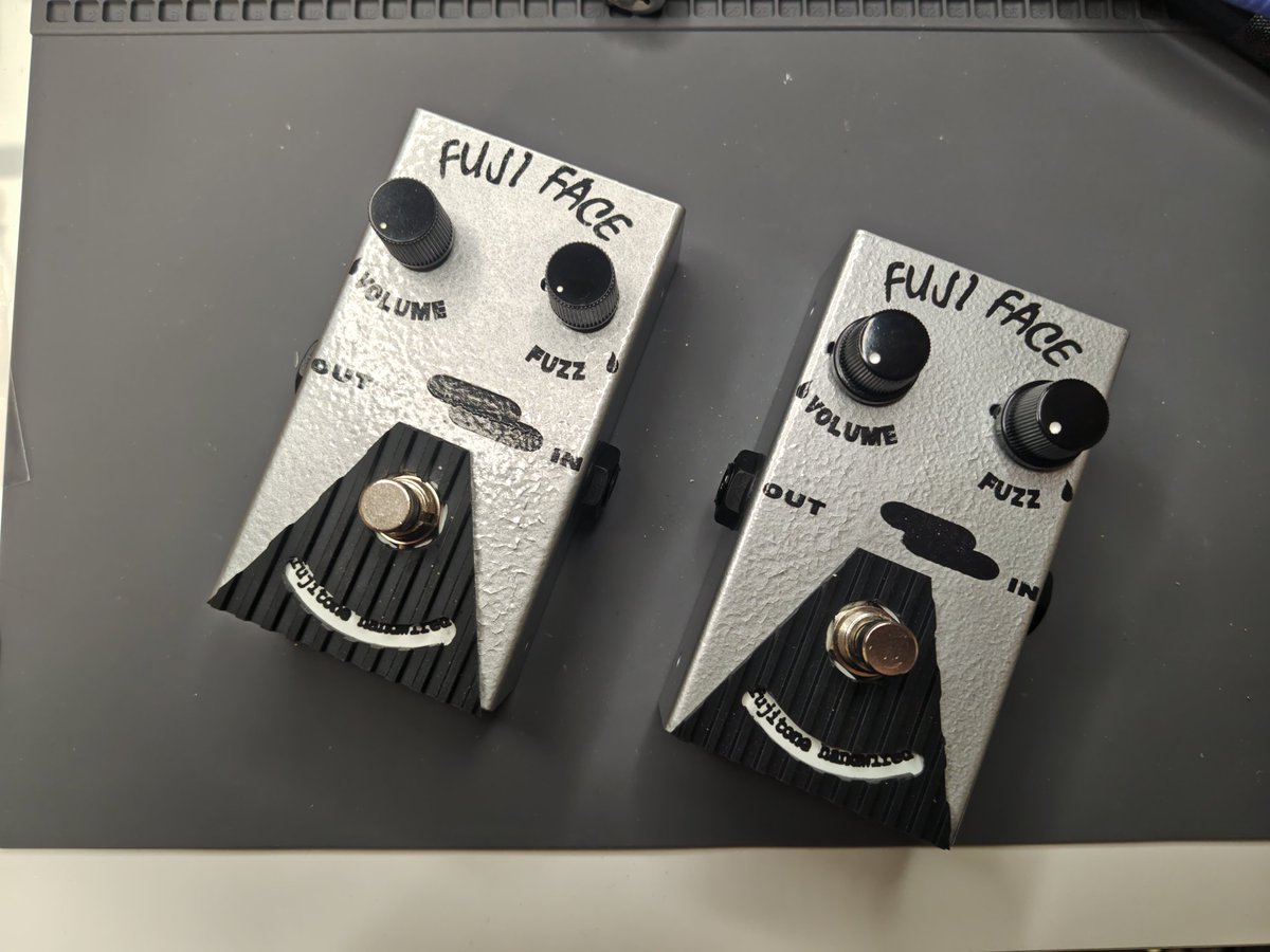 1年前のFujiFaceはこんな感じでした🗻鈴鳴がしなくてゲルマニウム