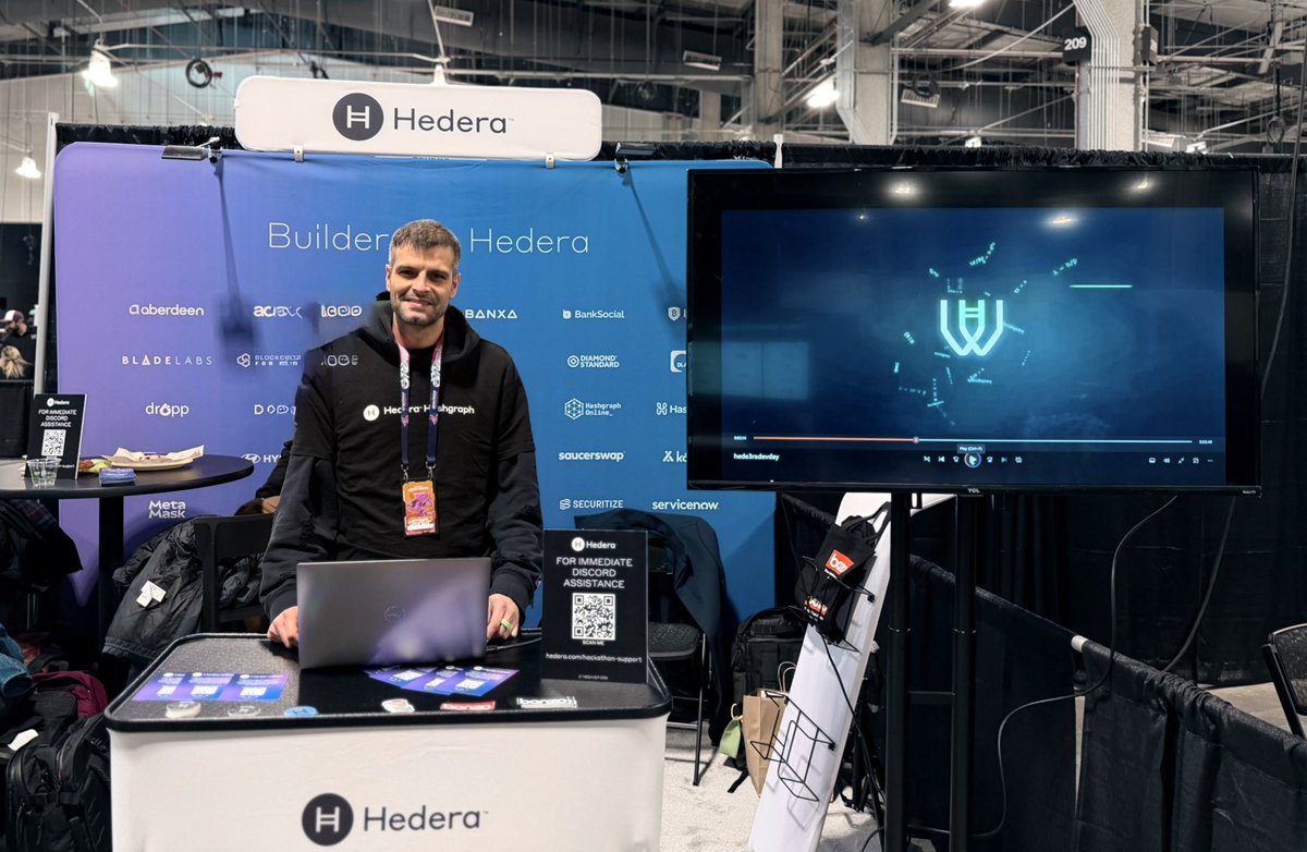 WℏataLab! tweet media