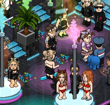 Baile, cigarros y tragos esta noche en Cheap Times 🍸🚬