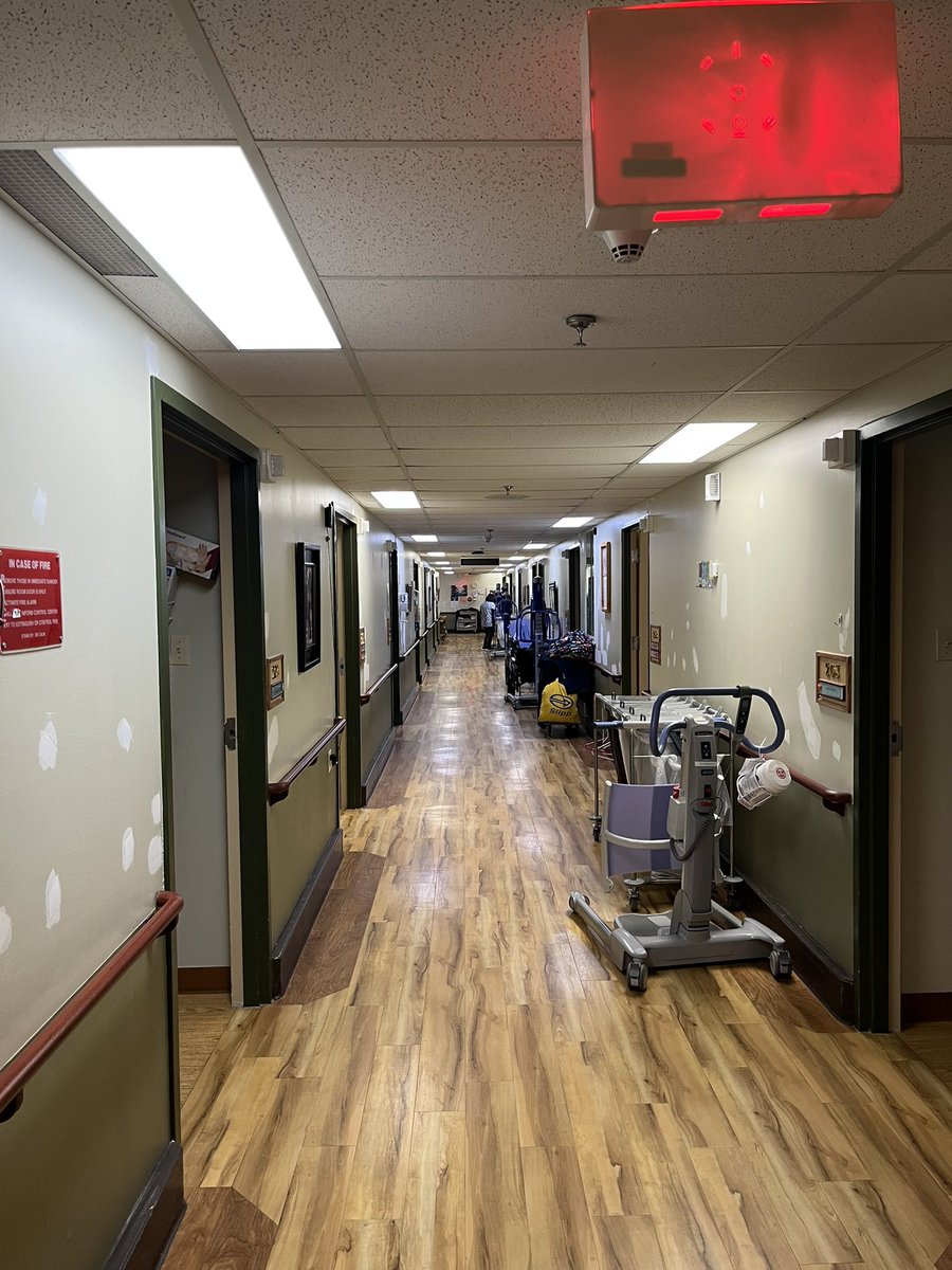 Mike_W_Simpson's tweet image. Time to paint some hallways. #PaintersProblems #GigLife #SleepIsStupid