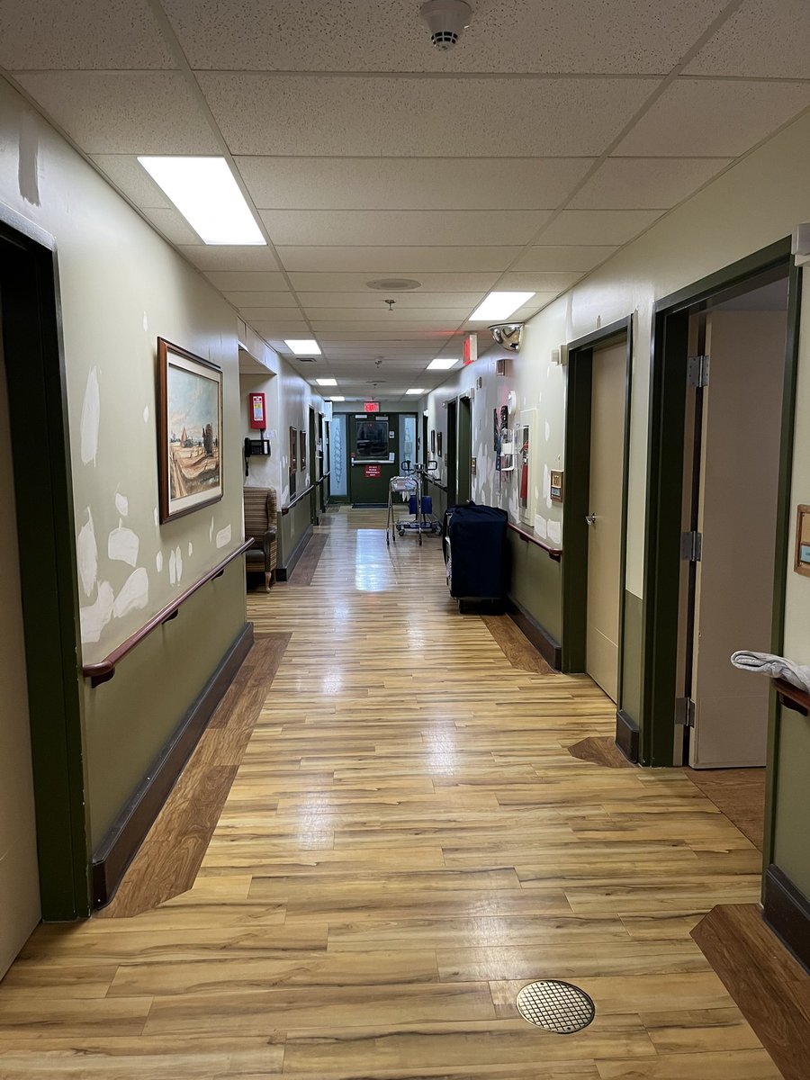 Mike_W_Simpson's tweet image. Time to paint some hallways. #PaintersProblems #GigLife #SleepIsStupid