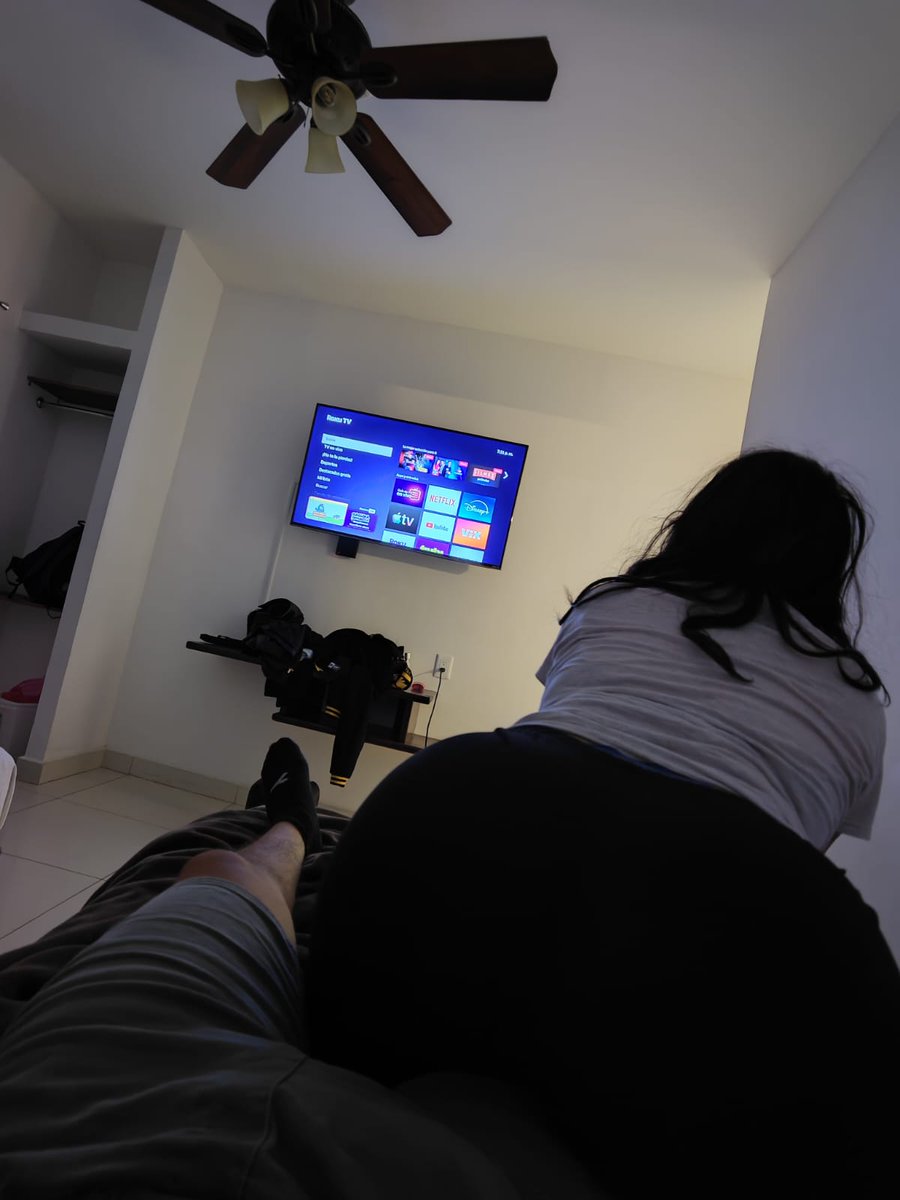 Con muchas ganas para esta noche 🥴🍑🤤