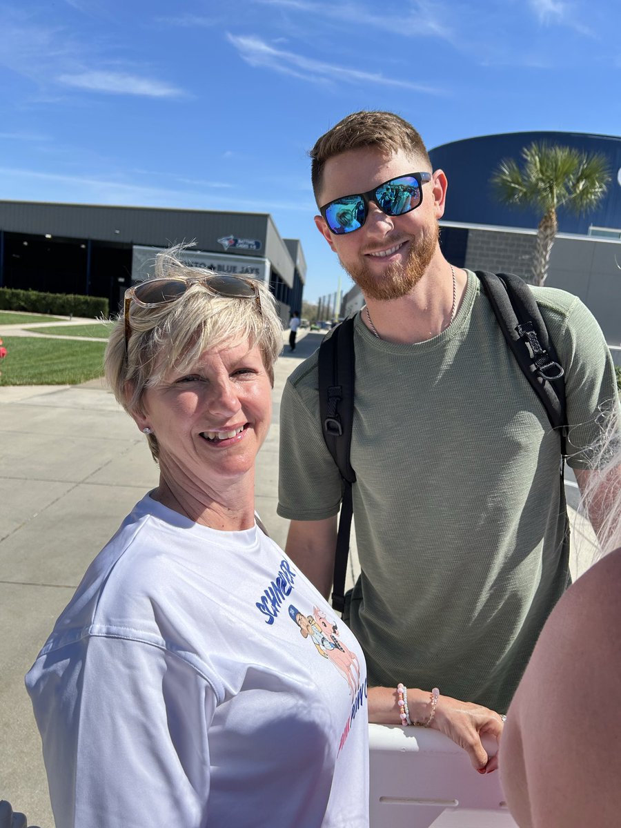 Dianne Abel⚾️🇨🇦 tweet media