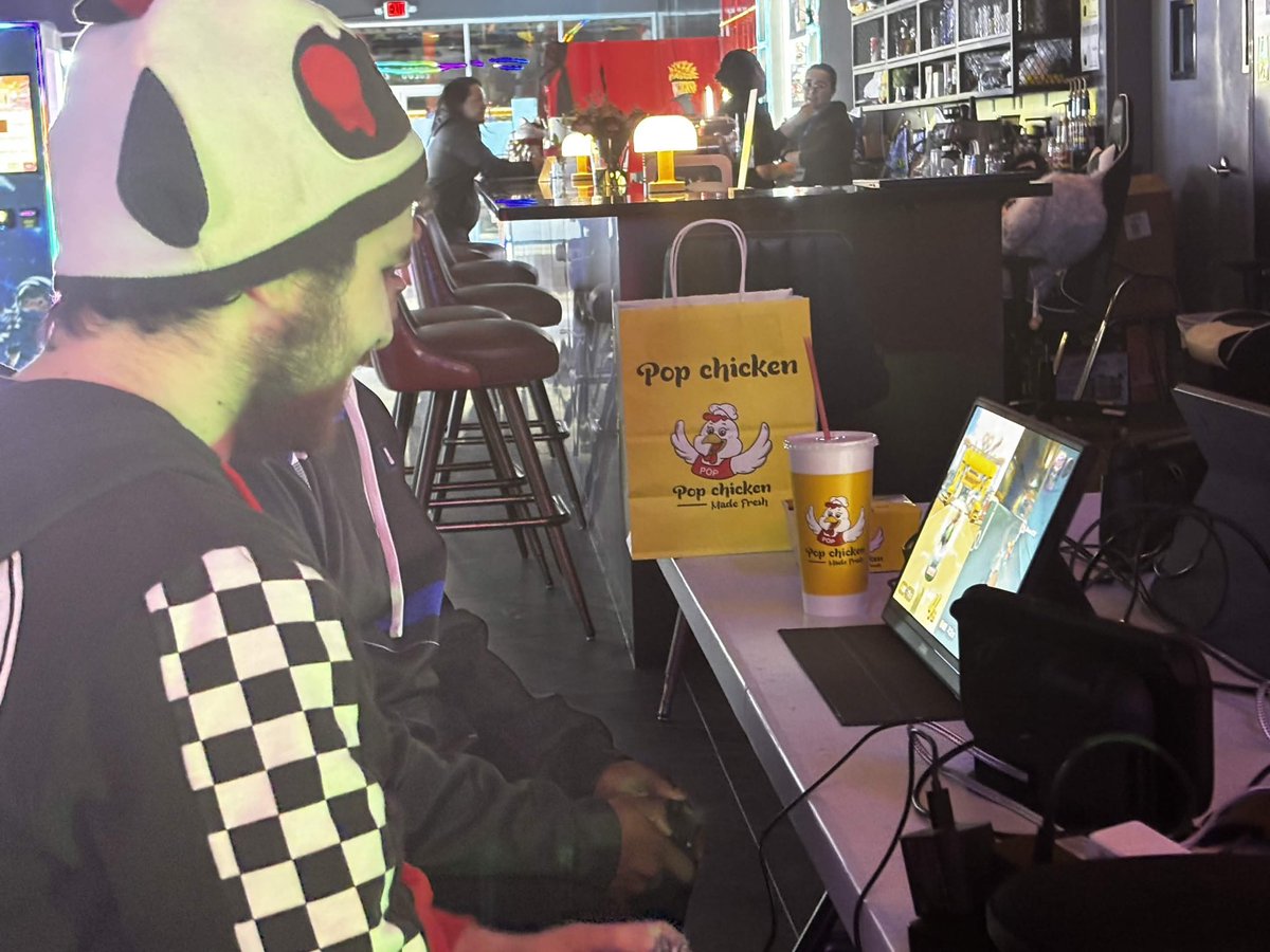 👾The Kaiden Show👾 tweet media