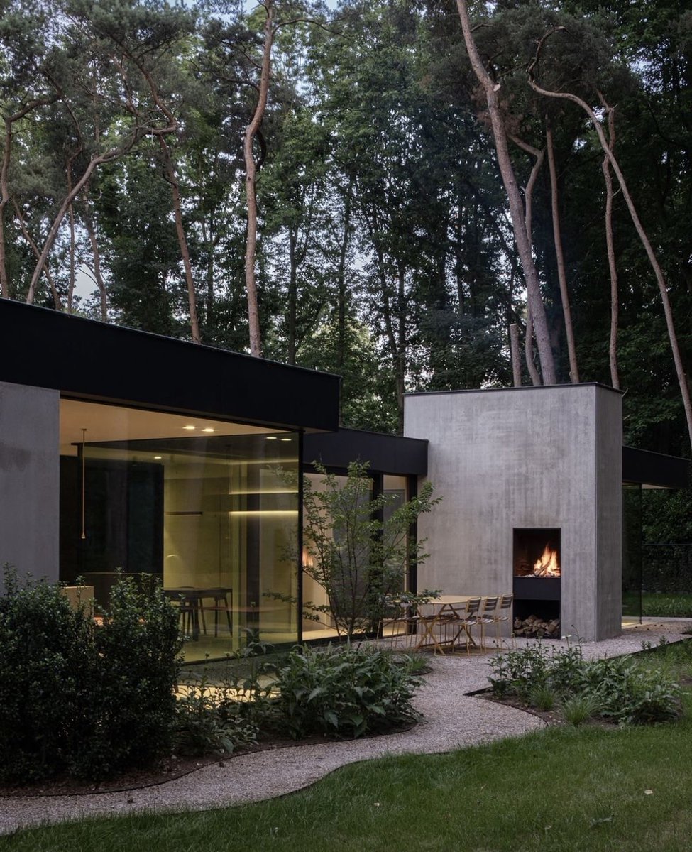 𝐁𝐄𝐑𝐋𝐀𝐈𝐍 𝐂𝐎. 𝕏 tweet media