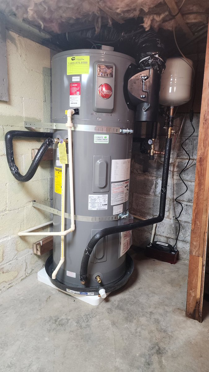 Dennis Kallicott tweet media