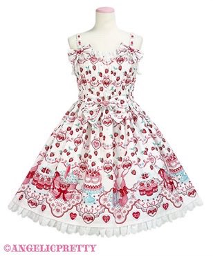 🎀再入荷のお知らせ🎀 ・Strawberry Cake Partyシャーリングジャンパー