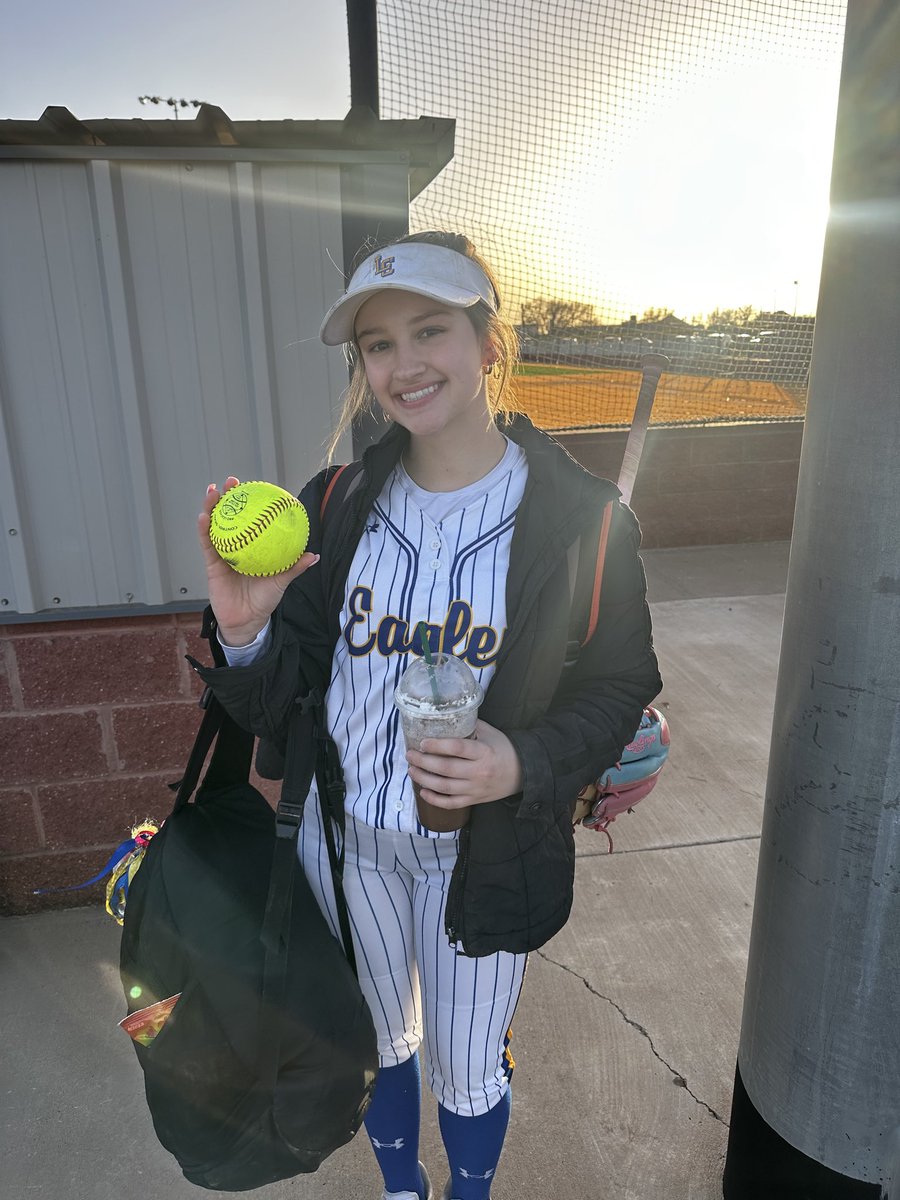 LC Eagle Softball tweet media