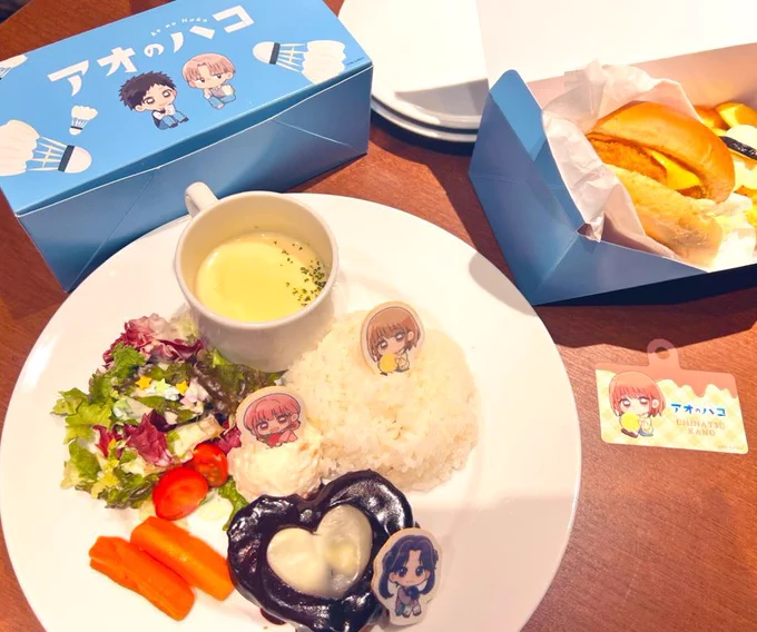 池袋PARCOにてハコ活もしてきました〜 バレンタイン仕様ヒロインズ キャラのモナカが過去一パリっパリサクサクでした凄い!! 特典コースタープラ製でリッチ!美味! 東京は23日、大阪は3月2日迄です ぜひこの土日にハシゴすると良いです