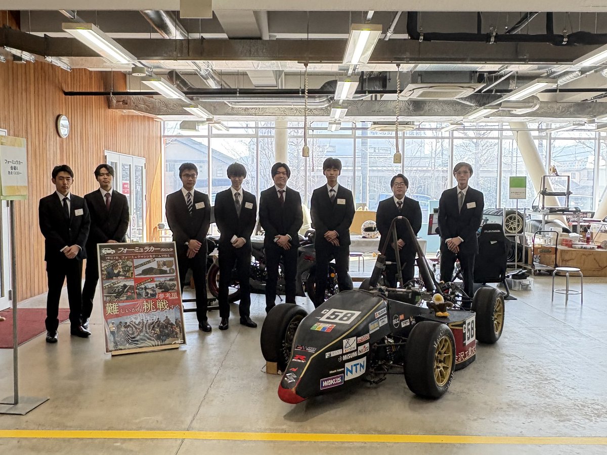 FMC_KIT's tweet photo. 本日は夢考房プロジェクト発表会です！
夢考房1階ブースにて展示をしています！ https://t.co/MMXVQsAHlM