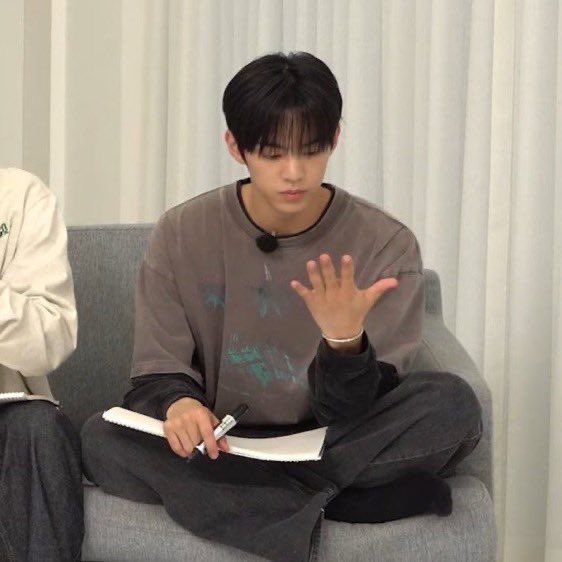 도훈이한테 가끔씩 보이는 또이 기여웡