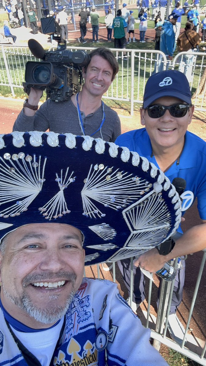 DESERT DOYER©®™ tweet media