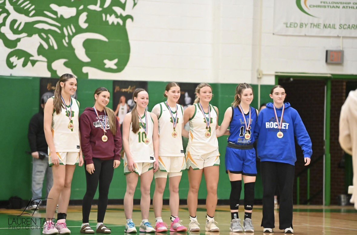 Emily Smith tweet media