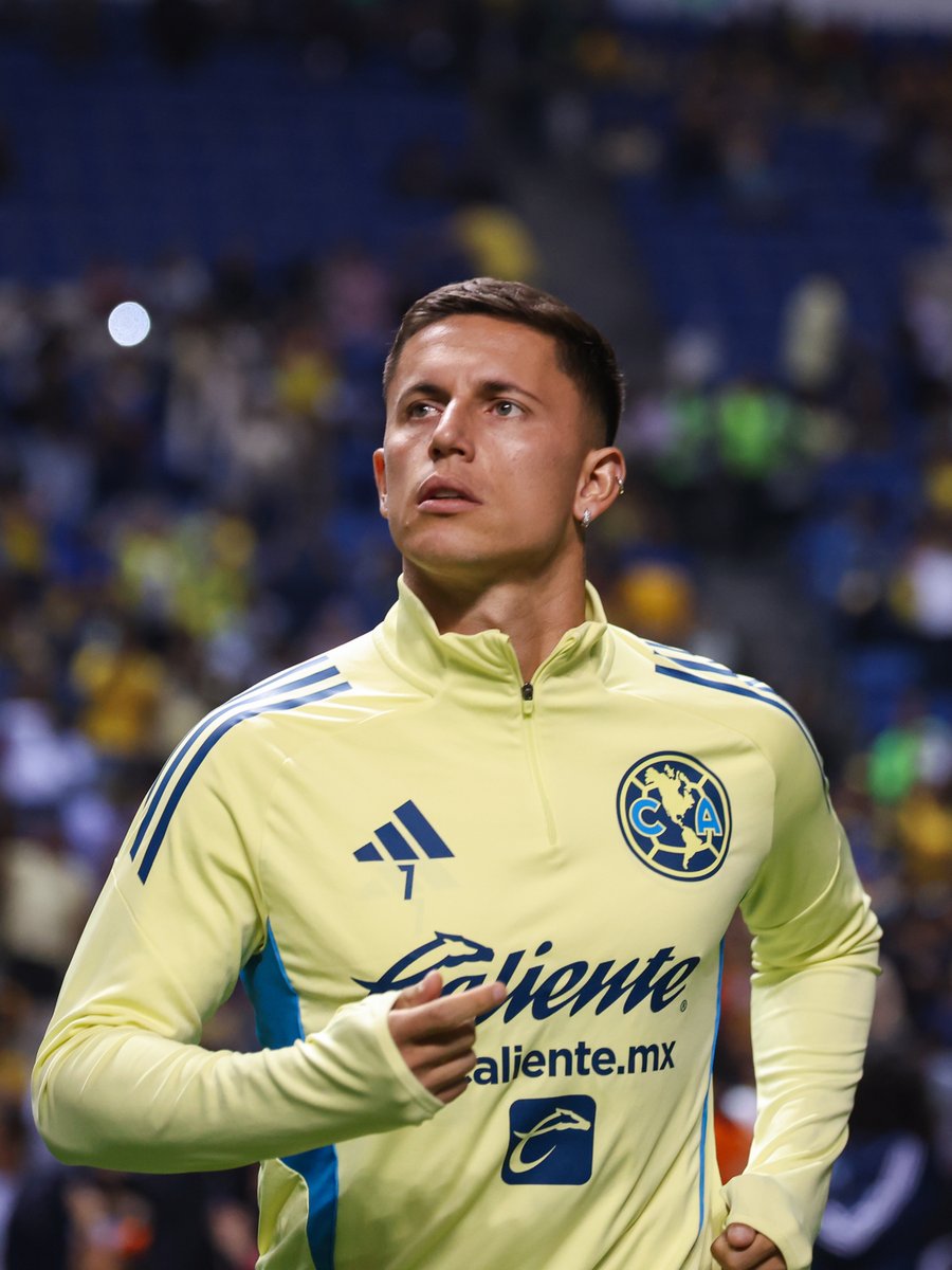 ClubAmerica's tweet photo. ¡Estamos listos para jugar! ⚽️🔥 https://t.co/aymyrQq4lq