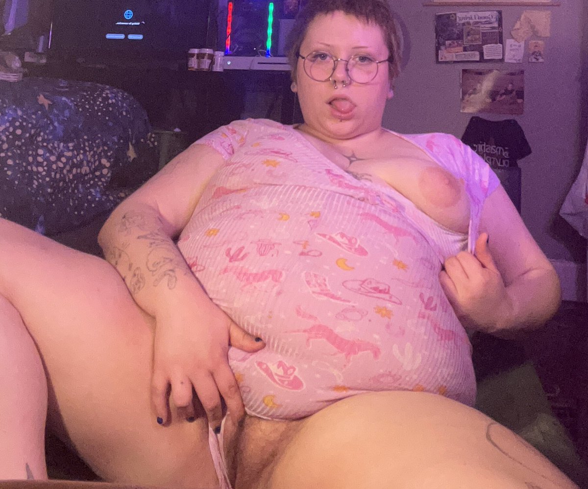 Naominymph420's tweet photo. Missing me much ?? :p https://t.co/U8ERP3ZoAL