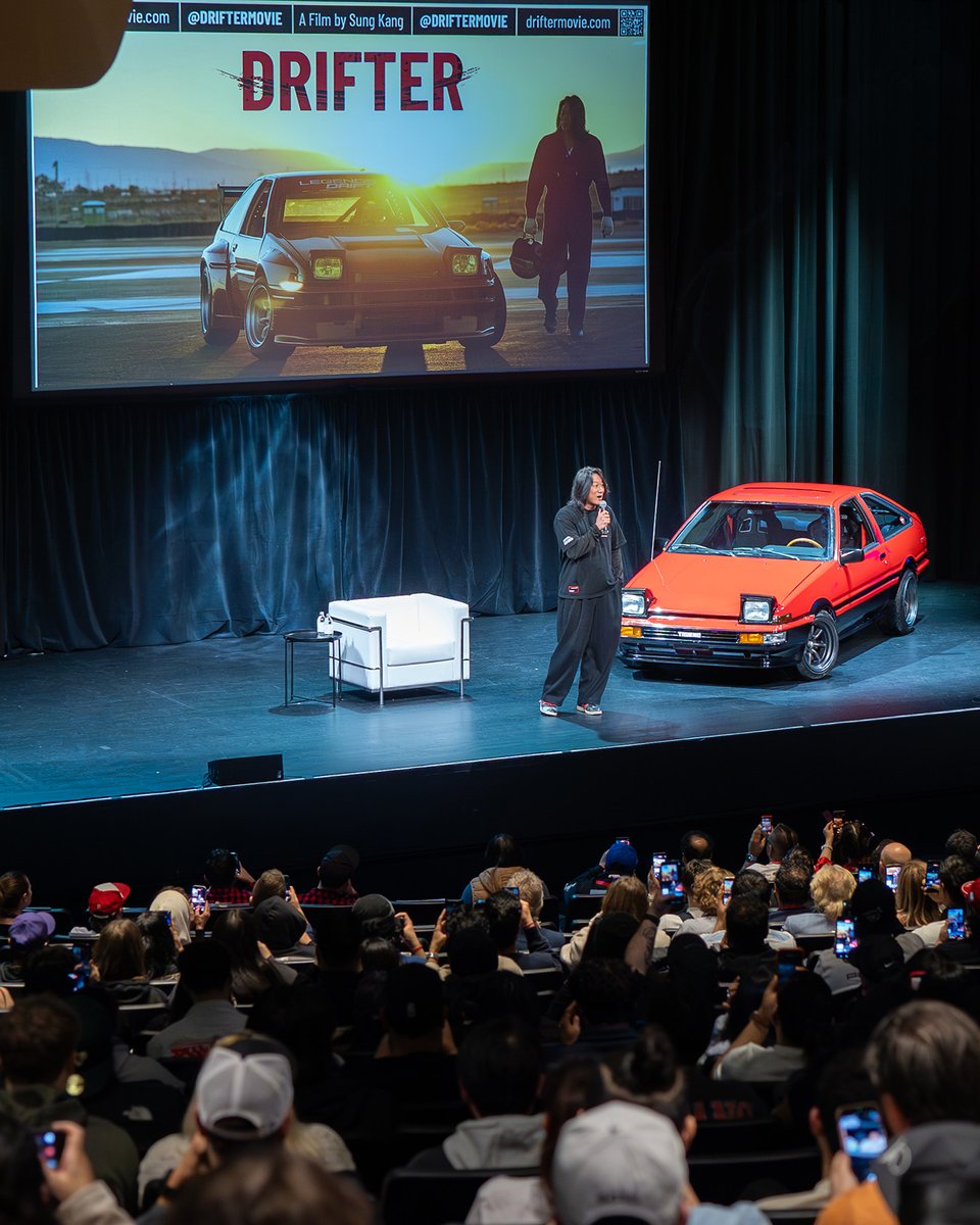 Canadian International AutoShow tweet media