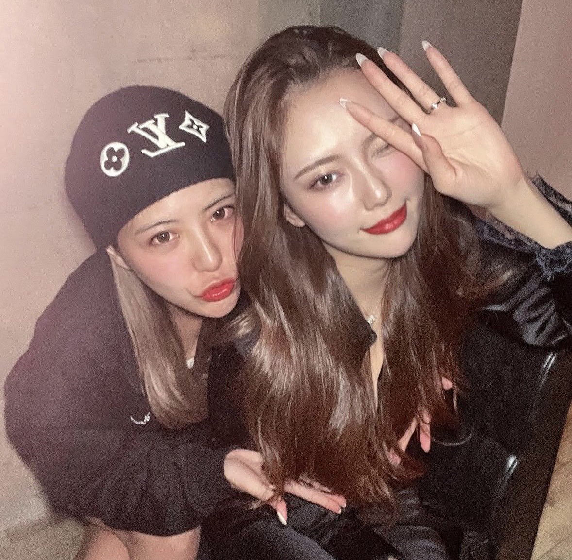 style21813419's tweet image. 昨夜も大盛況🍸✨  
BAR STYLEです🎶  
三連休笑って飲んで過ごしましょー！🥰
Instagram  Google  随時更新中🔥
今夜もお待ちしてます😊  

⏰22:00~OPEN✊

#心斎橋バー #BARSTYLE #三連休 #大阪バー #飲み放題