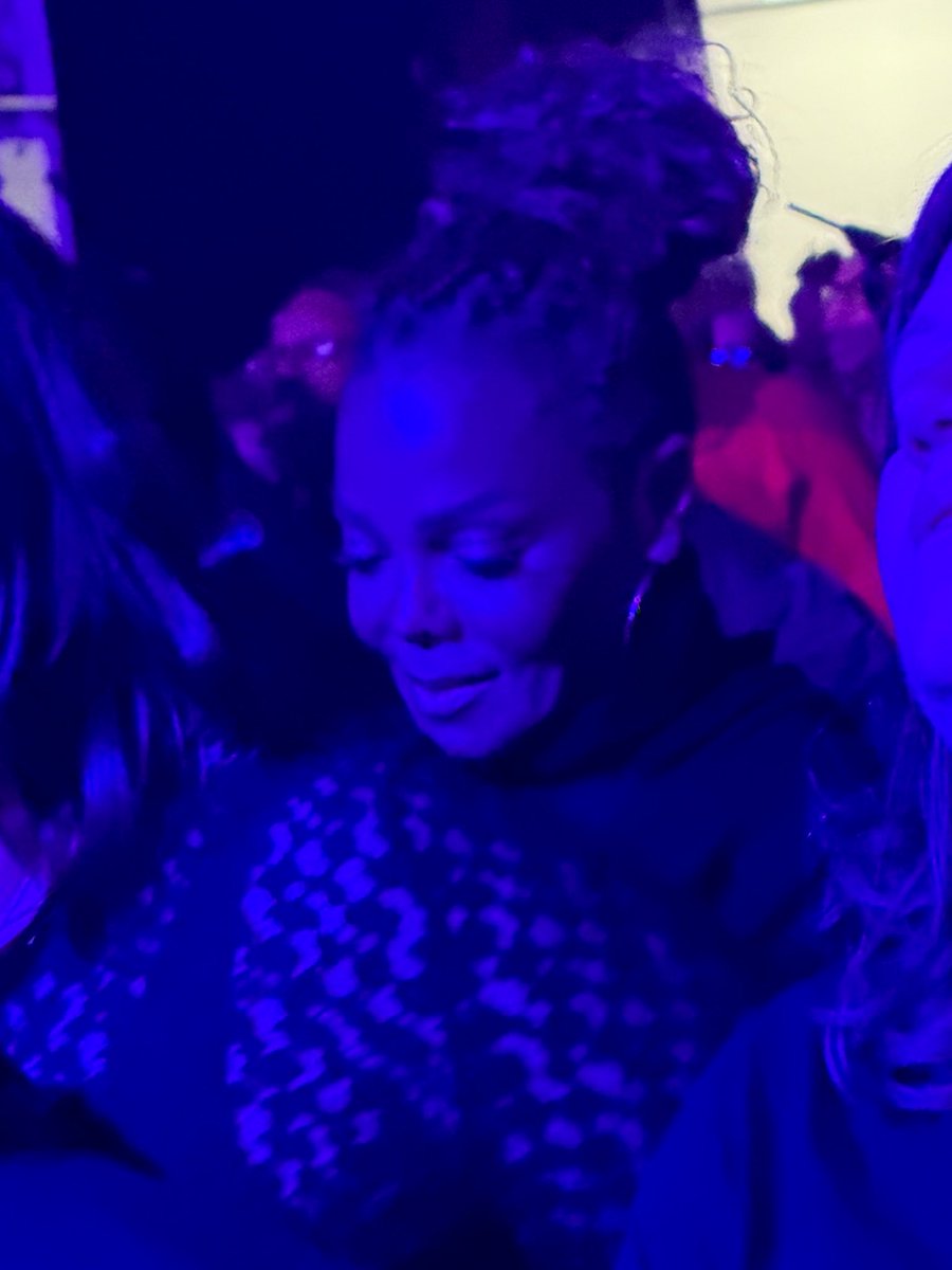 When you see <a href="/JanetJackson/">Janet Jackson</a> at the New Edition show all is right in the world in Detroit!