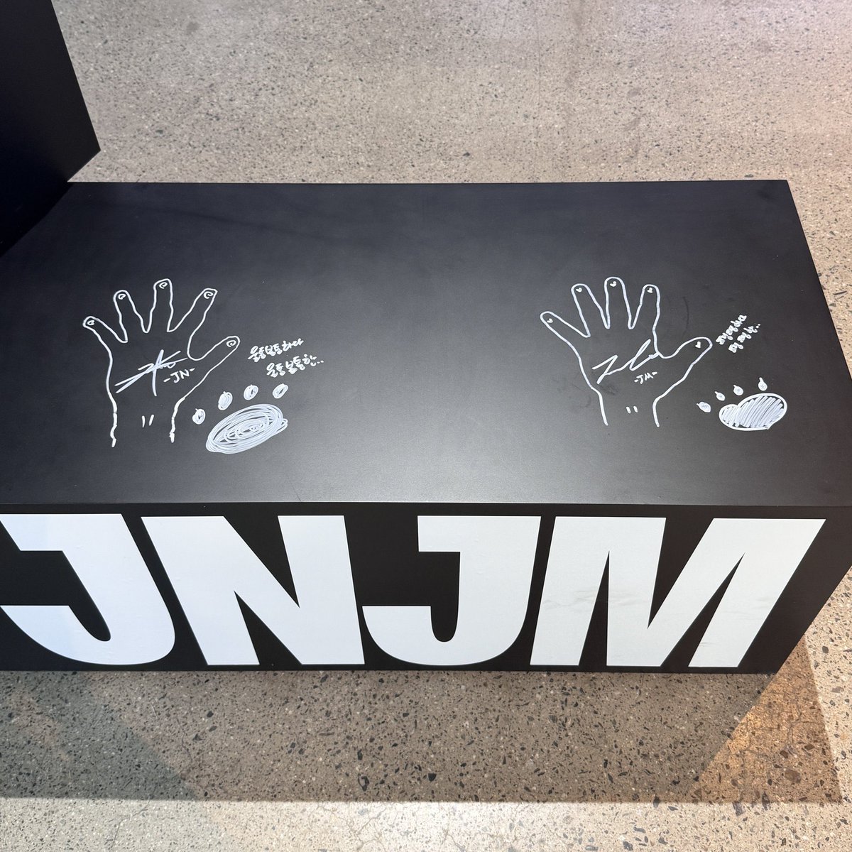 puppyhouselee's tweet image. วาดเท้าหมา🐶 เท้าแมว🐱 ด้วยซ้ำ ไม่ใช่แฟนคลับอินคานะ เจ้าตัวก็คีพมาก 5555