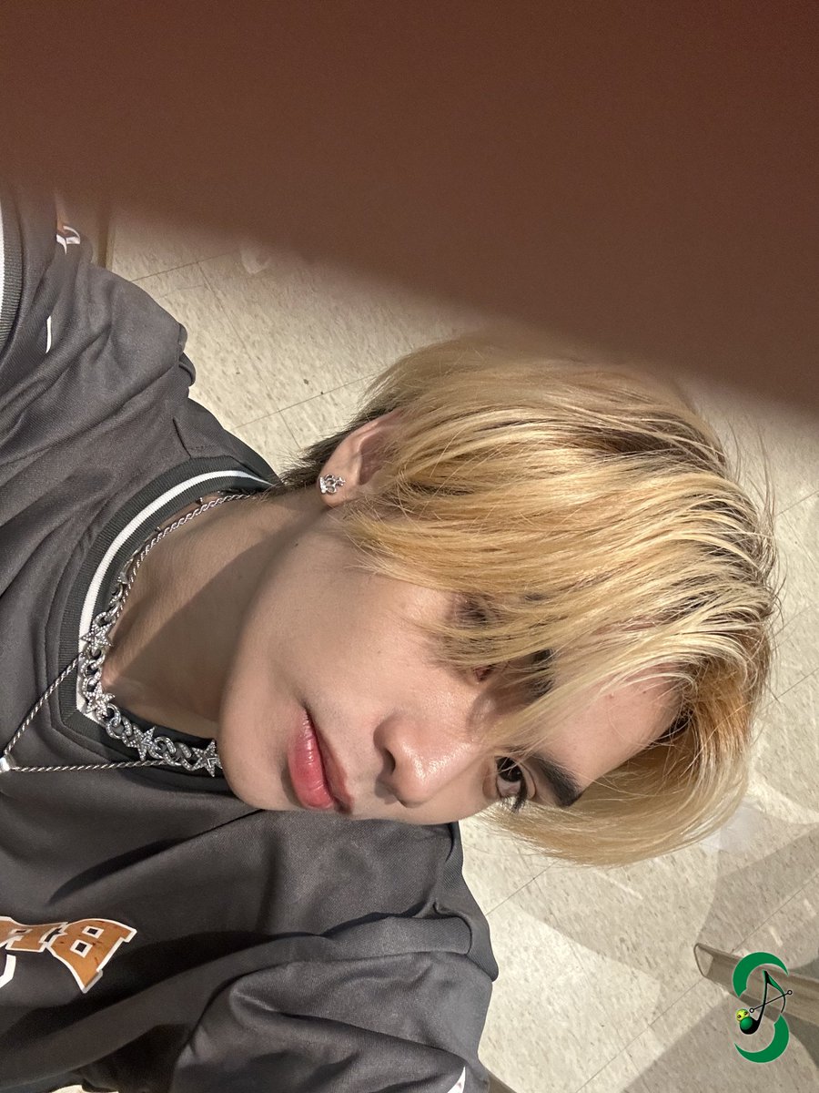 aria_phofc's tweet photo. Alas being Alas ... as awlays, Pogi ! 🥰

📍 PPOP Campus Tour 
- Central College  of the Philippines 

📸 Ate Aryan

#AZTER #AZTER_ALAS 
#ARIAPHOFC 
@azter_ph @azter_alas @_twinklesofc https://t.co/VI82fCuEUV
