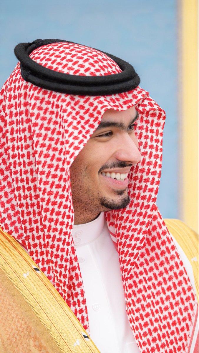 سيكون له شأن عظيم في بلده 
سند وعضيد لمحمد الرجل الذي لا مثيل له بالشرق الأوسط 

الأب سلمان
والجد عبدالعزيز 
والأخ محمد 
والآسم راكان
والوجه وجه حرّ 

كل صفات الشجاعة اجتمعت فيه الله
#النصر 
#السعودية_العظمى
#المدينة_المنورة 
#رمضان_كريم