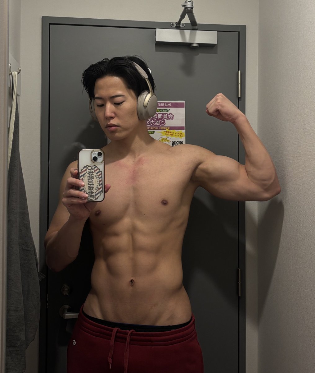 えじるううう tweet media