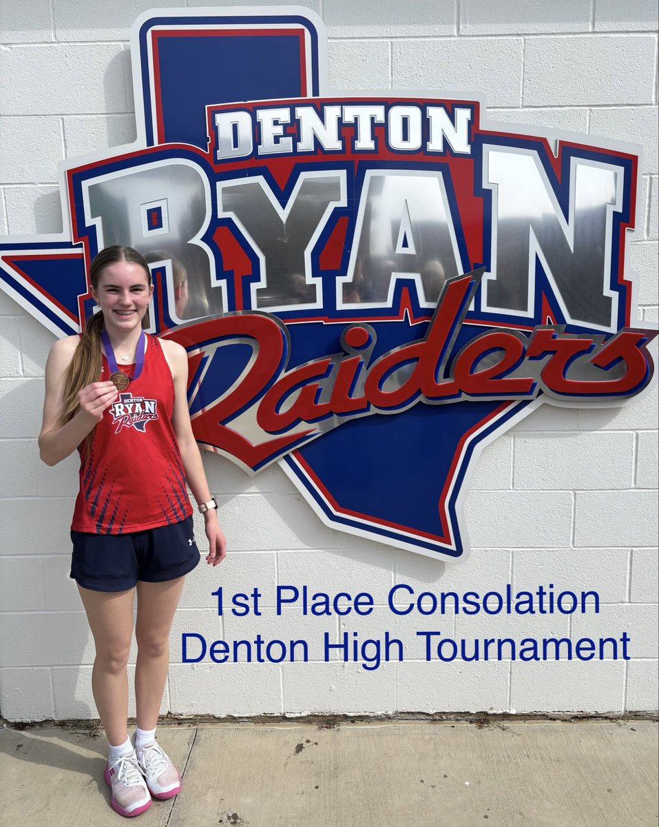 RHSRaiderTennis's tweet photo. Great results from the Denton High Varsity tournament today.  Congratulations to the following:

Olivia/Reese-1st place in Girls Doubles
Hannah-1st Place Consolation in Girls Singles
Roy/Simon-1st place Consolation in Boys Doubles

Go Raiders!! https://t.co/hNYg68lksB