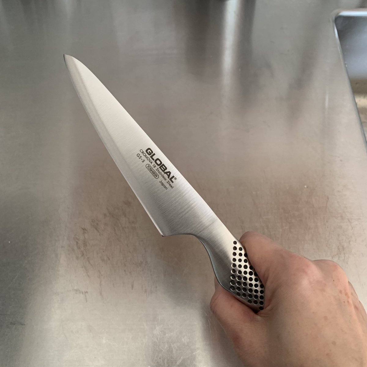 hamcane's tweet image. 何しても切れなくなったので公式に研いでもらったらヤバいくらいキレ者になって帰ってきた