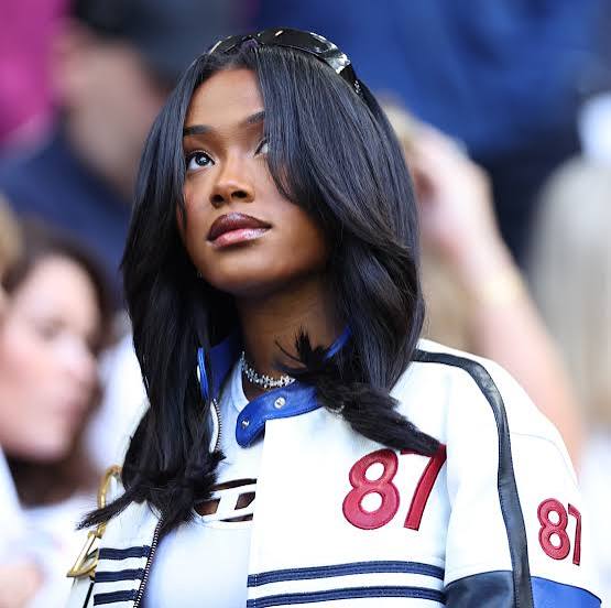 Mogambi Jr. tweet media