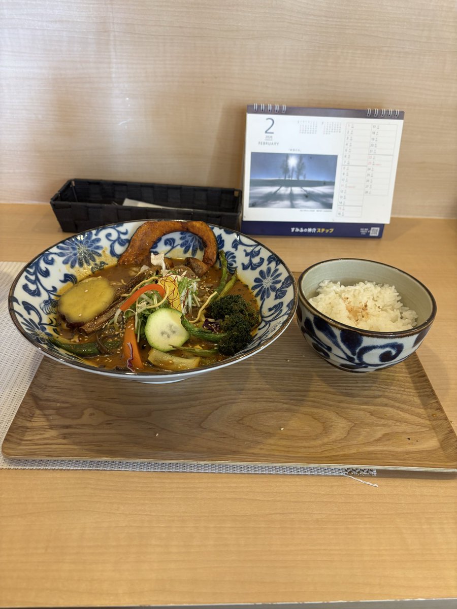 hatabou19810521's tweet photo. ランチは自由香辛@freespice2024 さんでジンギスカンスープカレーを食す。
美味しゅうございました。
画像にはありませんが、ラッシーをサービスして戴きました🙇 https://t.co/FULQyaSCr6
