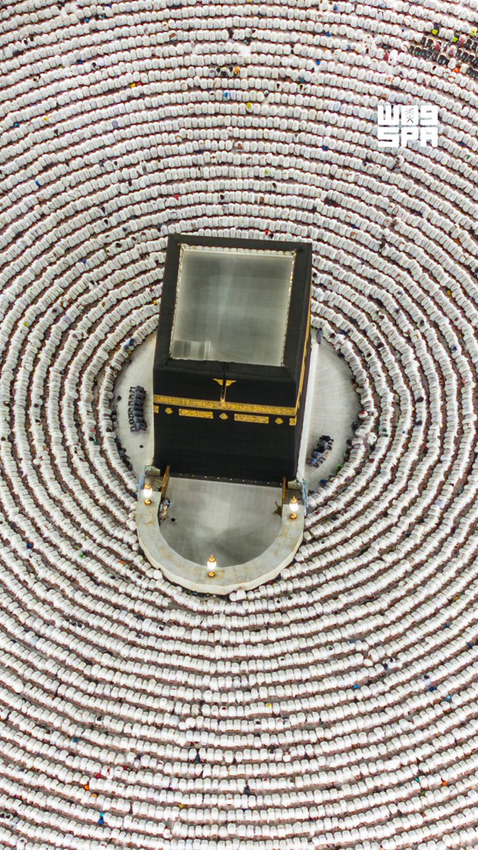 أستغفر الله الذي لا إله إلا هو الحي القيوم وأتوب إليه..