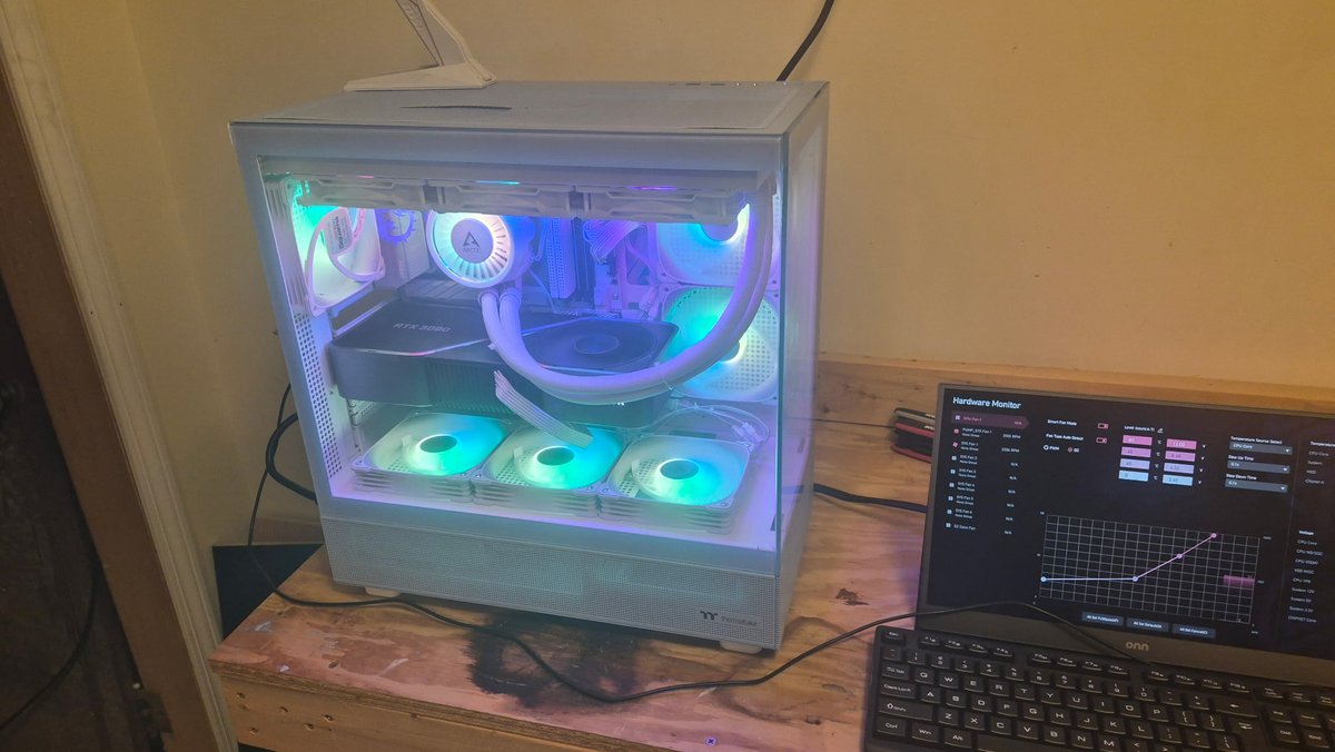 Proxmox? Ubuntu? Will be an AI machine