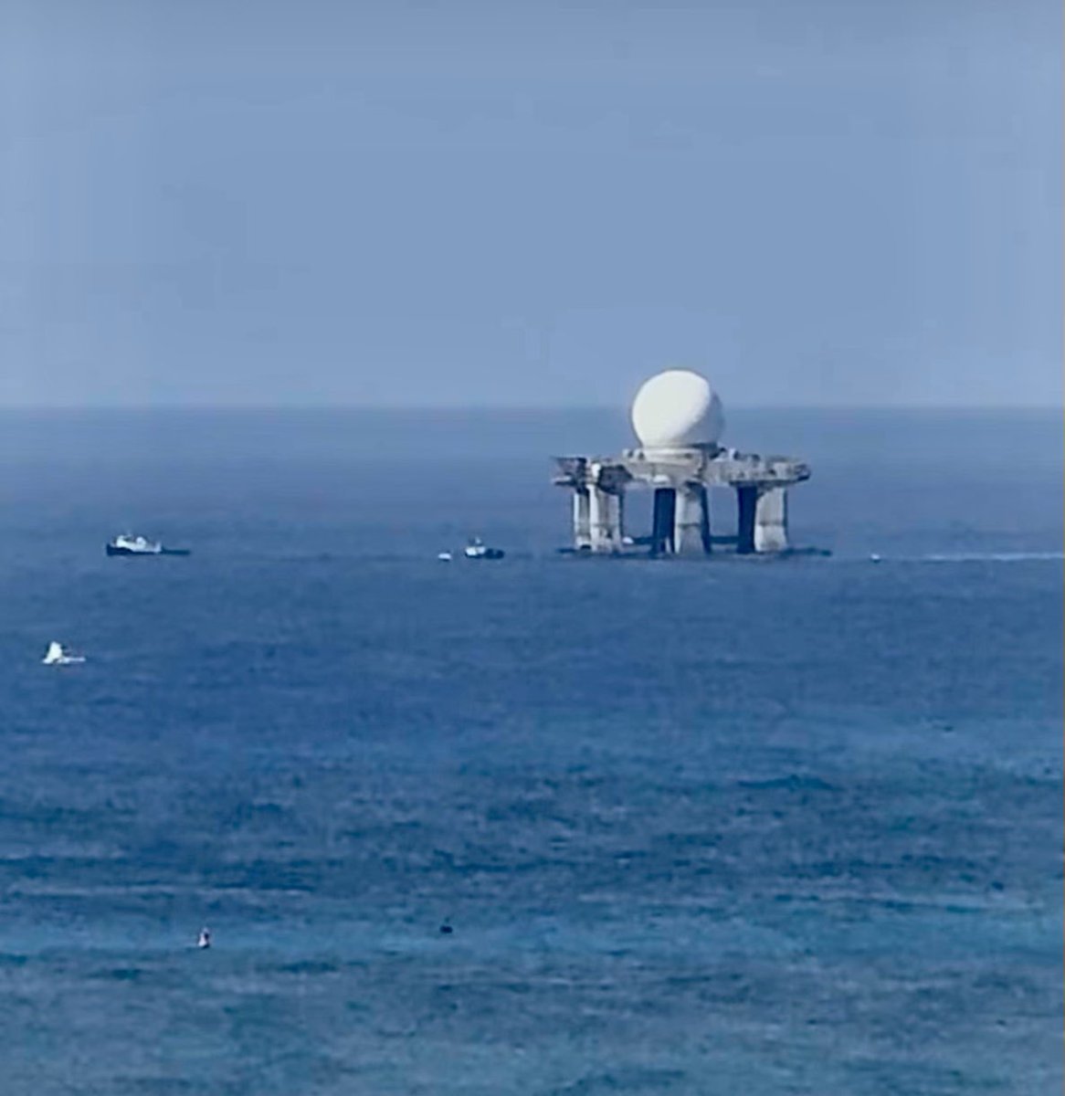 WarshipCam tweet media