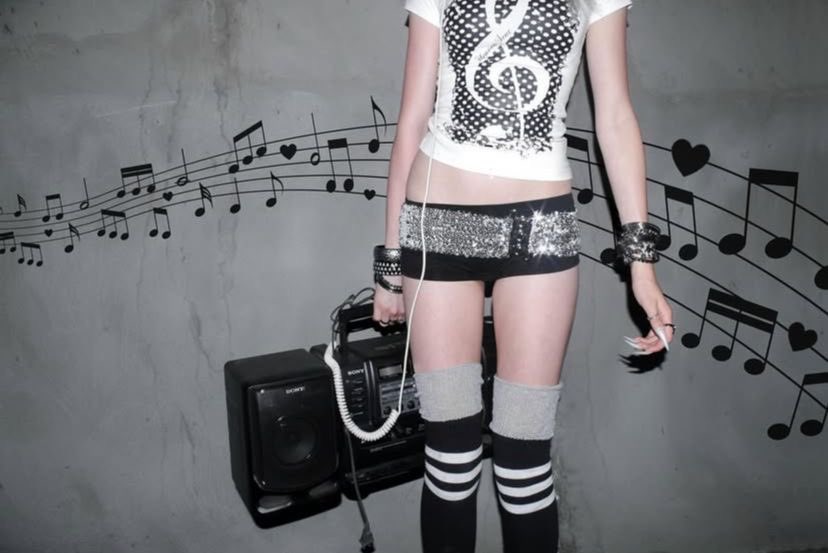 rina (@haterdarina) on Twitter photo 