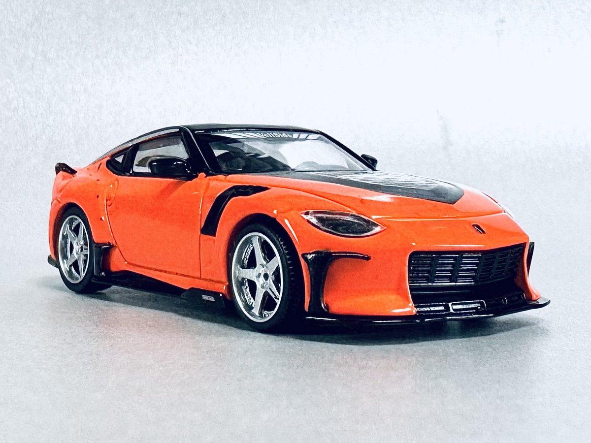 Nissan Z VeilSide FFZ400 ミニGTの新製品。 2023年の東京オートサロン