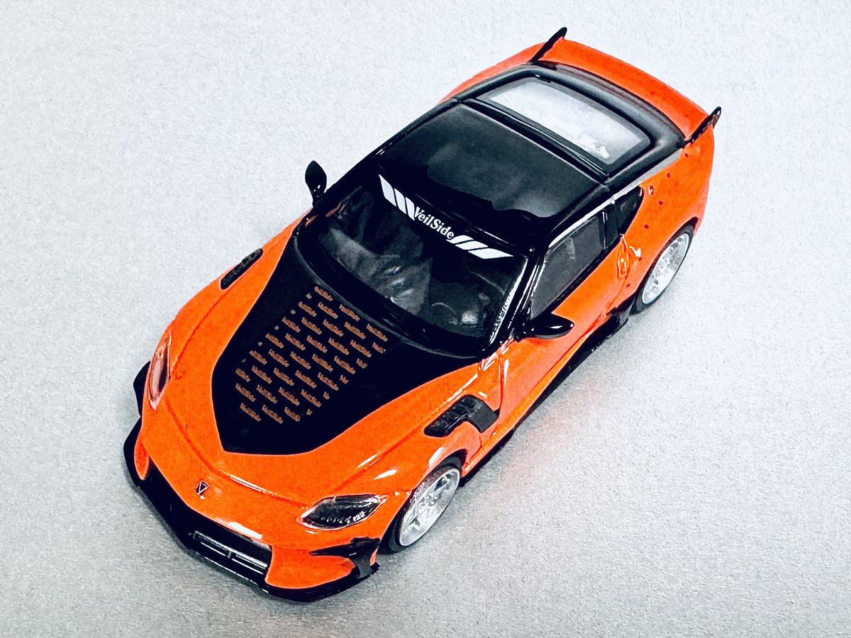 Nissan Z VeilSide FFZ400 ミニGTの新製品。 2023年の東京オートサロン