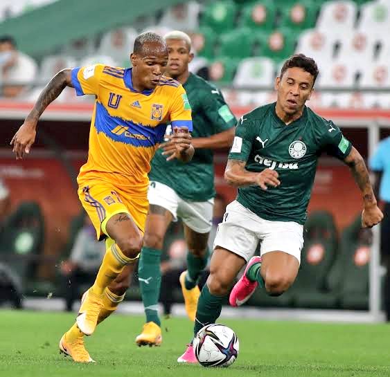 Que tan miserable tienes que ser como para abuchear al cabron que se orino en el <a href="/Palmeiras/">SE Palmeiras</a> y te llevo a enfrentar en una final al <a href="/FCBayern/">FC Bayern München</a>