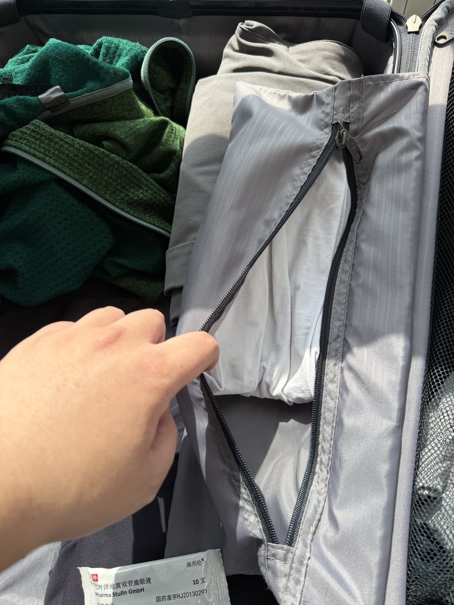 CreepyTightsChub tweet media