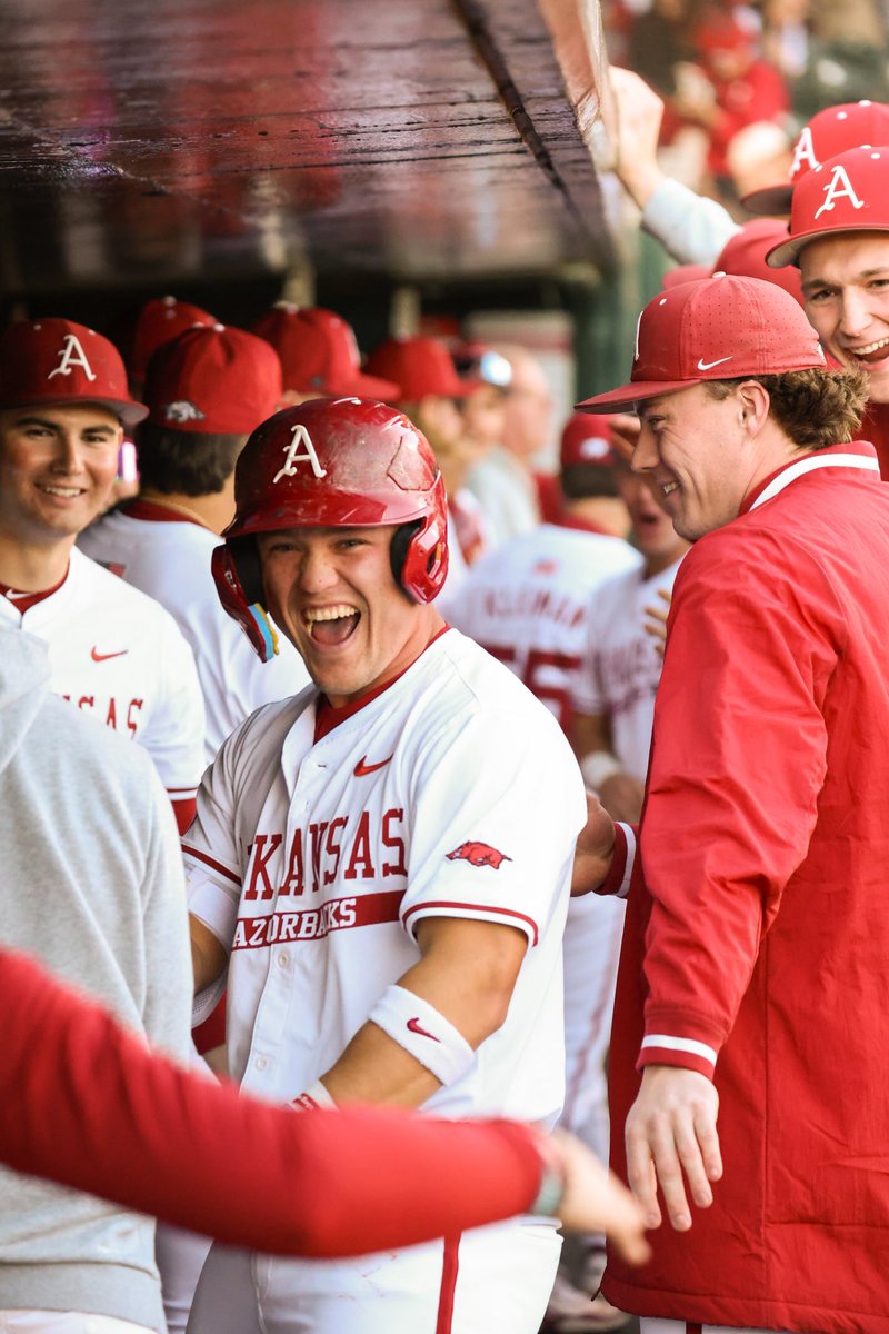 RandiMendolia's tweet photo. Pictures of Cam Kozeal’s home run today! Absolute LASER! #razorbackbaseball https://t.co/aDVnbZY16f