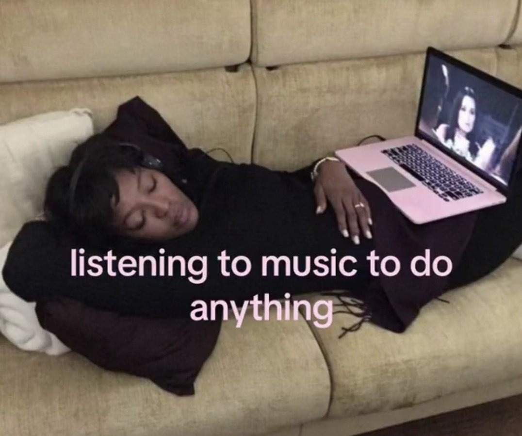 . (@dotinglyricism) on Twitter photo 