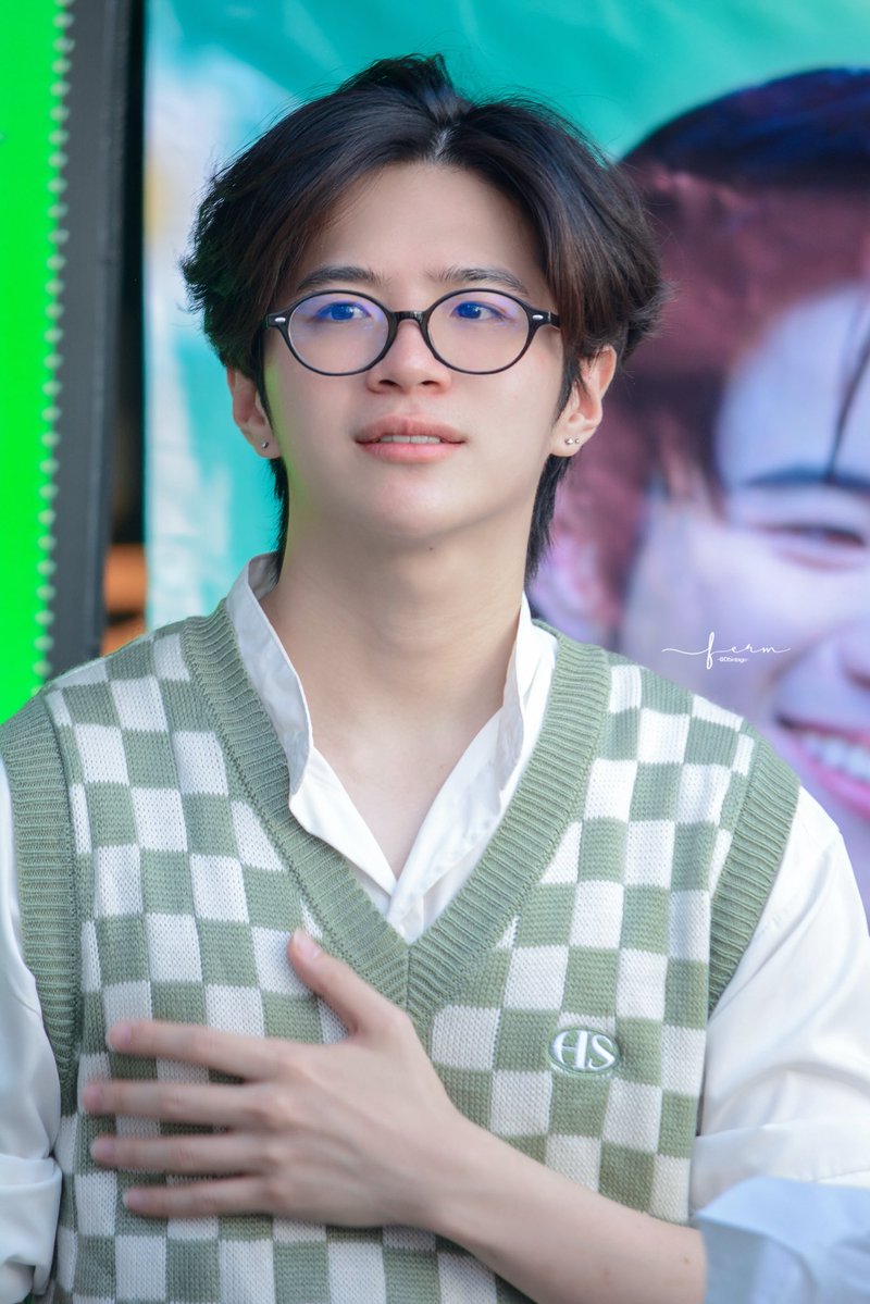 💚 คถ

#PlanTurns29KeepShining
#คนของแปลน #PlanRathavit