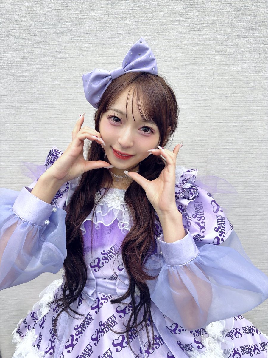 し*ん様 すいすて 塩川莉世 チェキ 🎊︎︎💜塩川莉世生誕くじ開催決定︎︎💜🎊 『#塩川莉世生誕祭2025